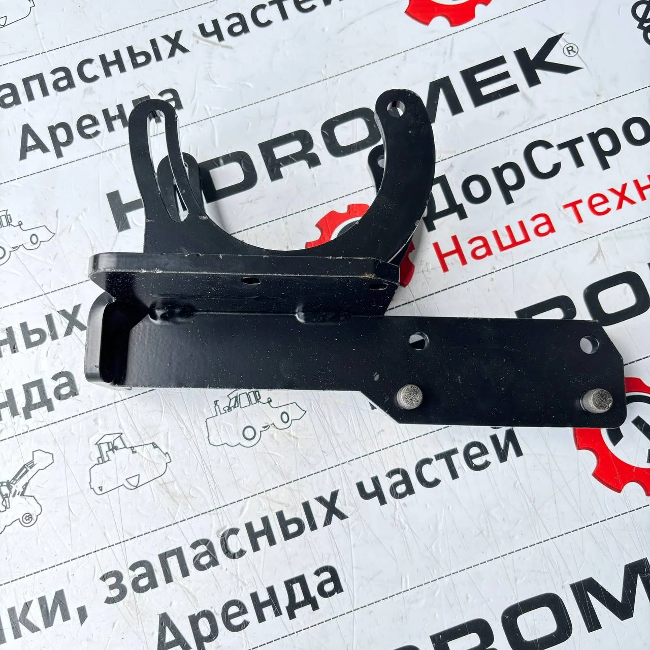 Кронштейн компрессора кондиционера Hidromek (двс Perkins)