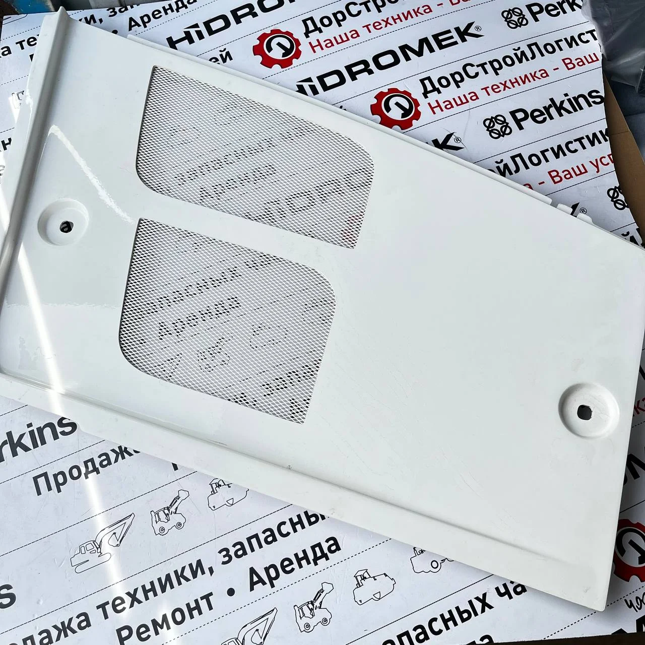 Боковая панель капота LH HMK 102S Alpha / 01826668