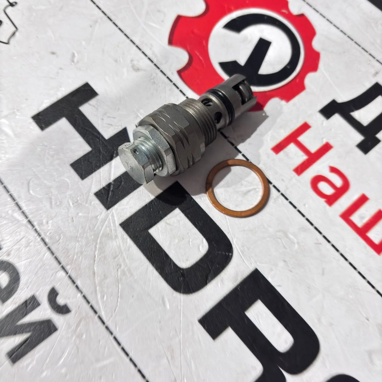Клапан предохранительный распределителя телескопа Hidromek 102 / s1814137