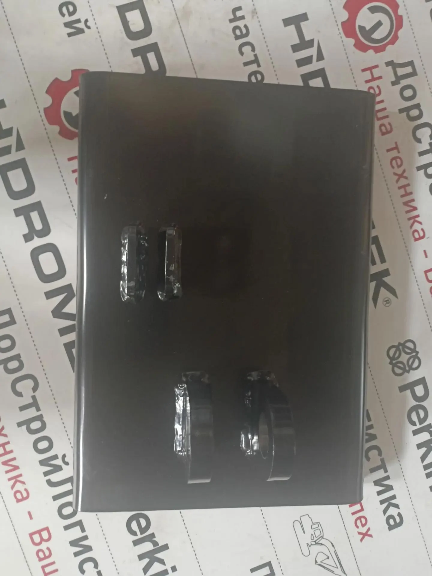 Лапа аутриггера 01990238