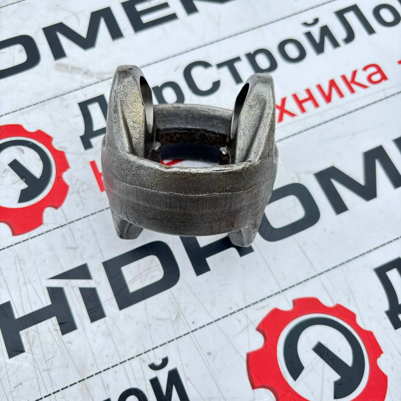Соединение крестовин полуооси моста ZF-3035 / S0644077 / 0501214097